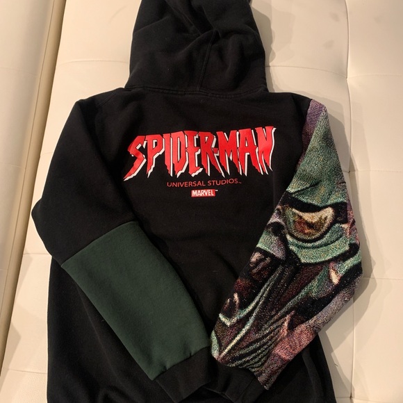 Custom tapestry Spider-Man hoodie size small - Picture 2 of 3